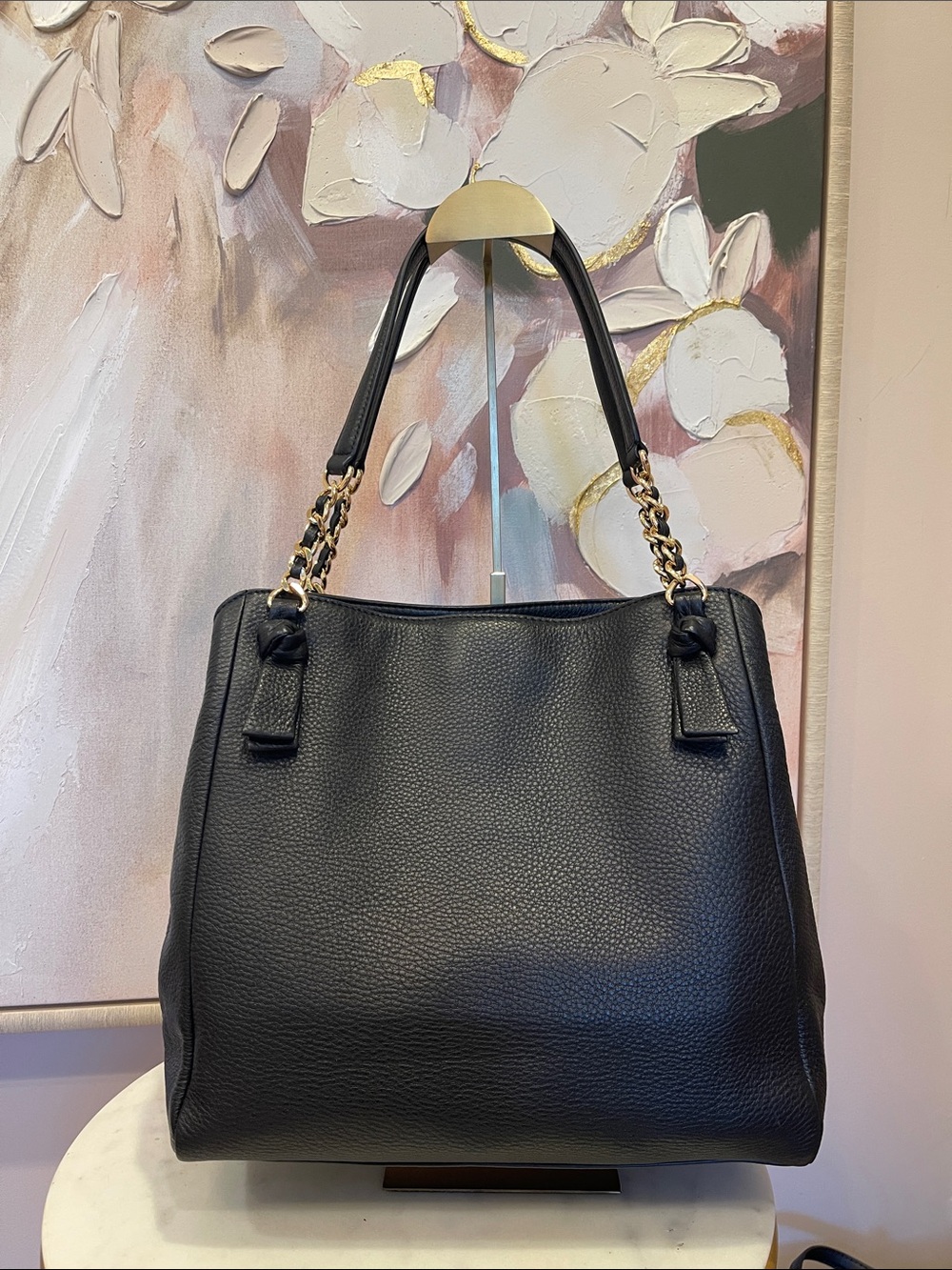 NWOT Tory Burch Black Pebbled Leather Shoulder Tote with Chain-Strap Detail - Picture 4 of 6